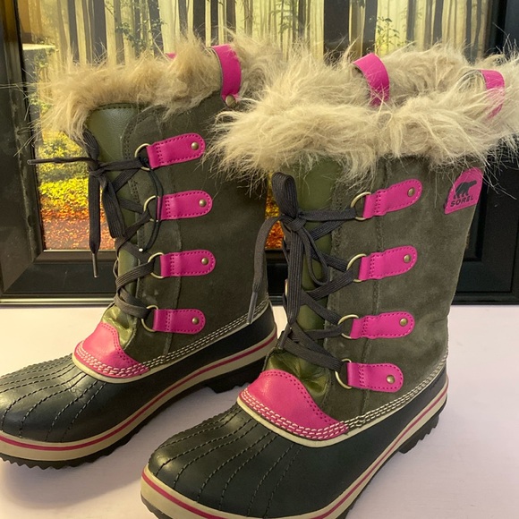 Sorel Shoes - Sorel waterproof boots